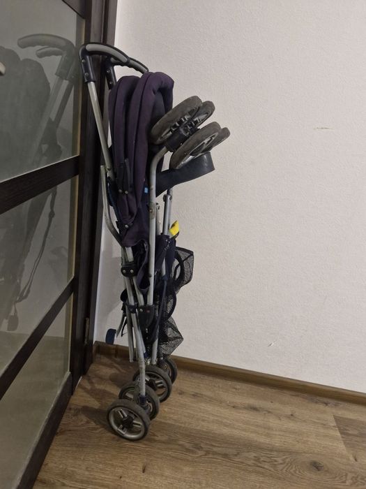 Прогулянкова коляска brevi