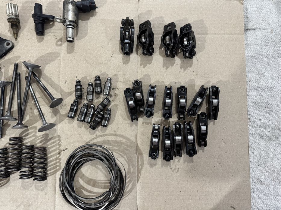 Комплект ГБЦ Mazda 2.2D 6 CX-5 Рокера распредвала клапана компенсатори