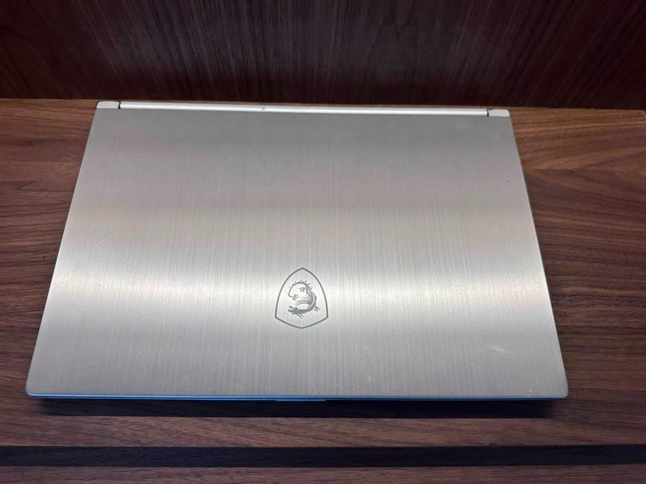 Computador Portátil MSI Prestige PS42 Modern 8RA | i7-8565U | 16GB RAM | SSD 512GB | MX250 2GB
