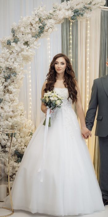 Весільна сукня, 44 розмір