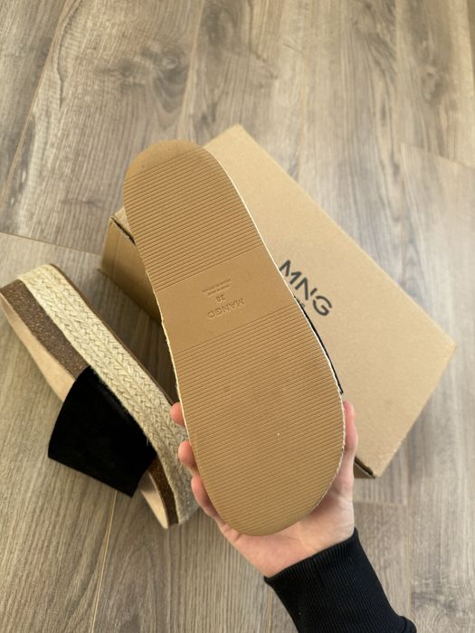 MNG Жіночі Босоніжки, шльопанці, мюлі Mango MNG натуральна замша 37