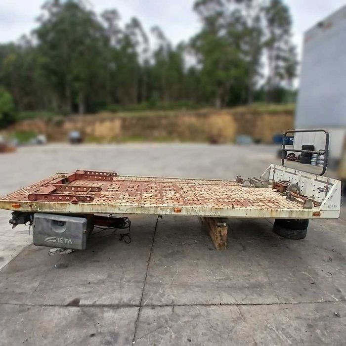 Estrado/Plataforma para Reboques