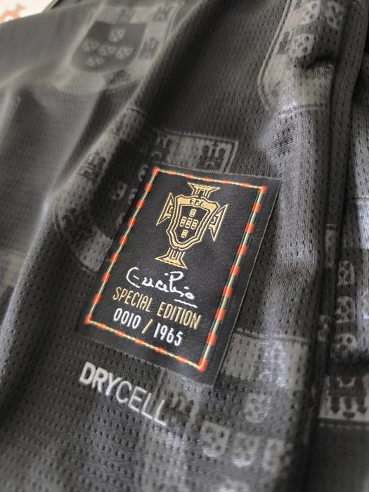 Camisola Portugal King tributo