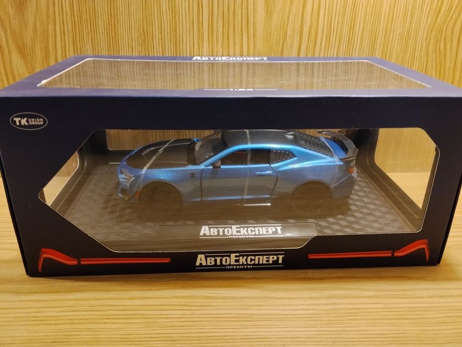 Модель машин Chevrolet Camaro 1:24 автоэксперт металл свет звук Камаро