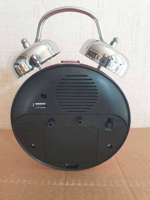 Despertador a pilhas acorda com o teu nome (Inês) novo