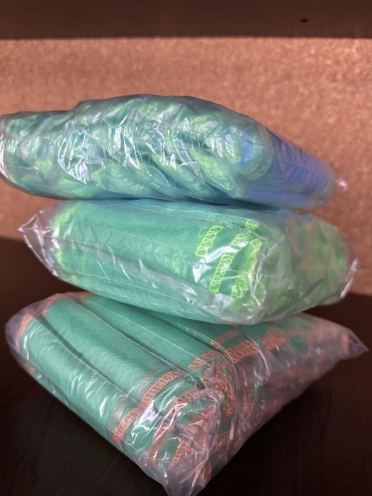 Одноразові тапочкі, труси, халат