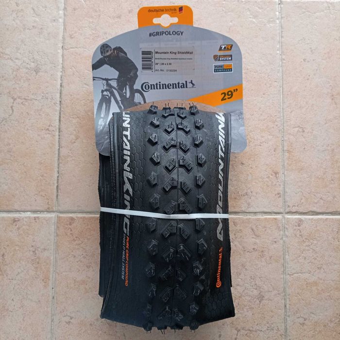 Pneu Continental Mountain King 2.3 Performance 29x2.3" dobrável