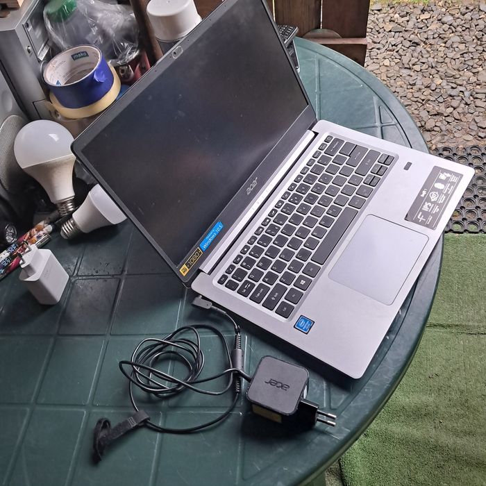 Sprzedam laptopa  Acer