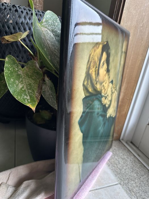 Quadro religioso em vidro – Virgem Maria com Menino Jesus