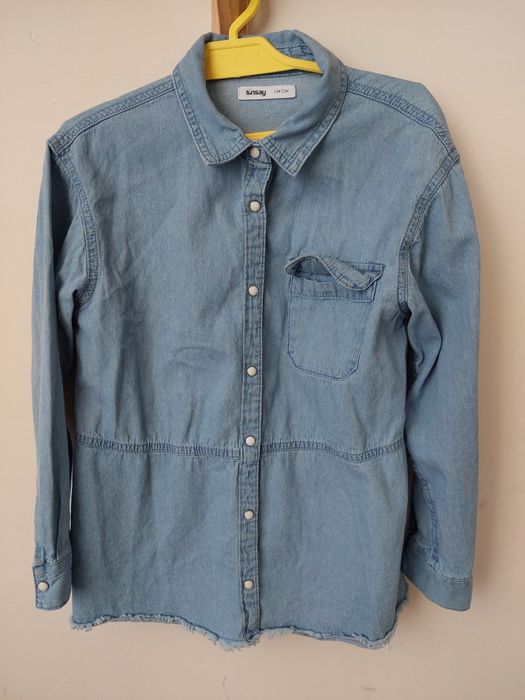 Koszula jeansowa dla dziewczynki rozmiar 134 Sinsay