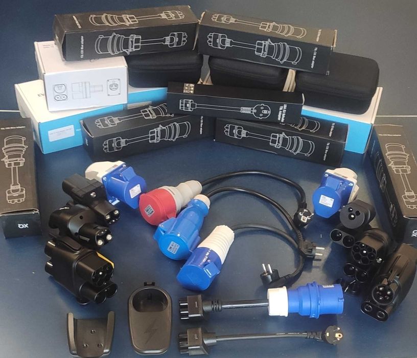 Адаптер-перехідник CCS2 – Tesla-CCS2-CC1  хвіст Tesla 32A -16Aсиній