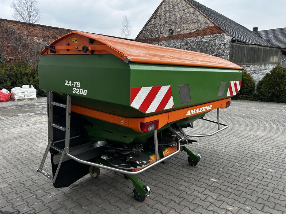 Rozsiewacz ZA-TS 3200 Super Profi Hydro