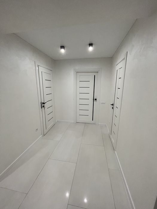 Оренда 2 км квартири на провулку Тарнавського із видом на площу Ринок