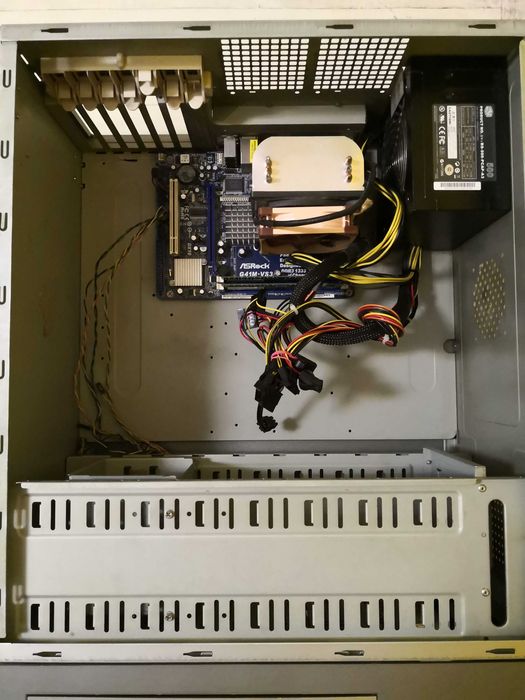 Komputer Intel Core2 Duo E8400 3GHz Big Tower Codegen 500W