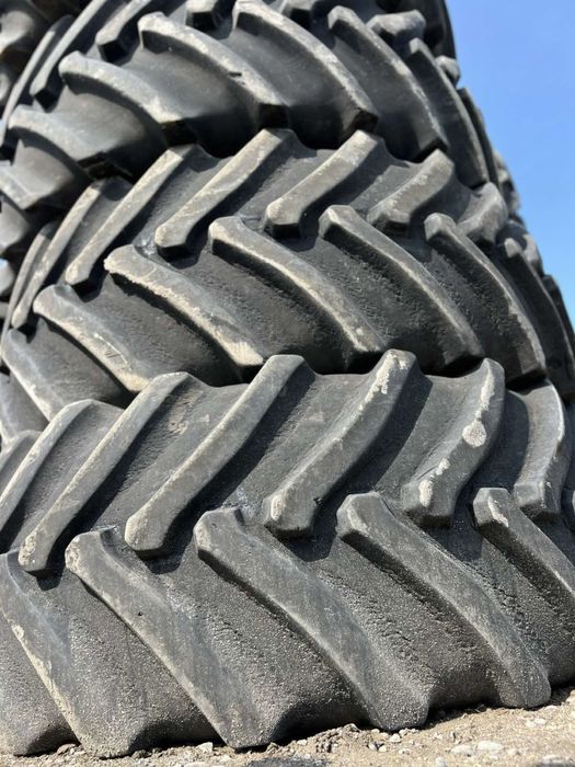 Шини Petlas 710/70r42