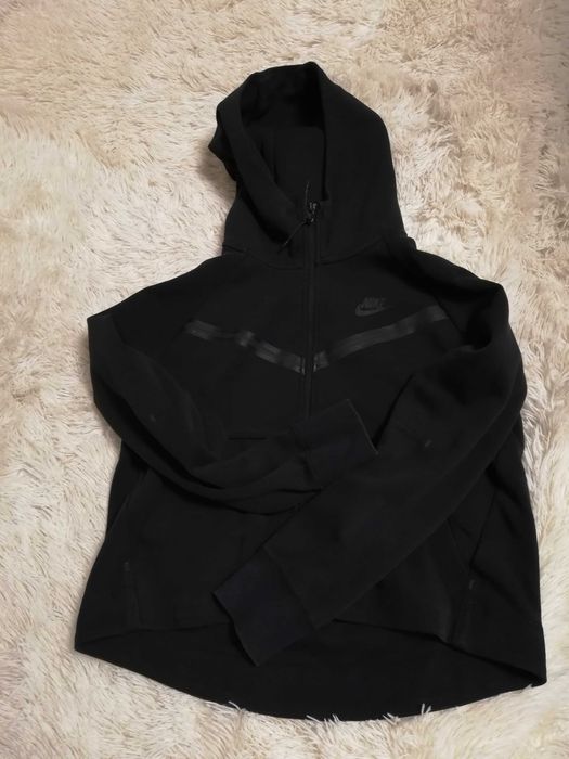 bluza Nike s 36 bluza Nike sportswear s 36 czarna