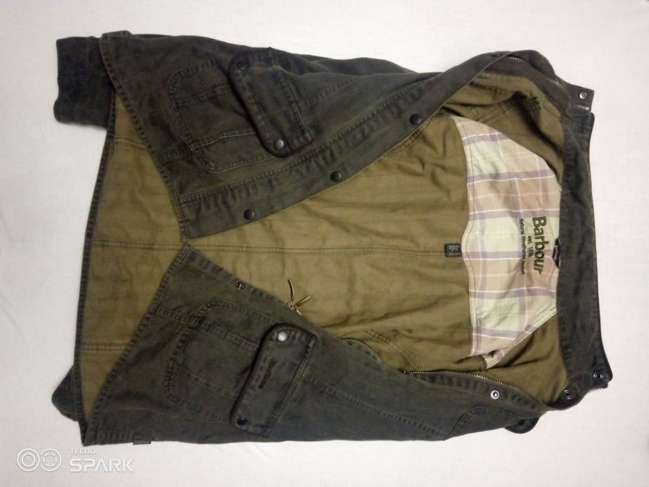 Продам ветровку Barbour