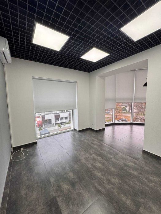 Сучасний стильний офіс