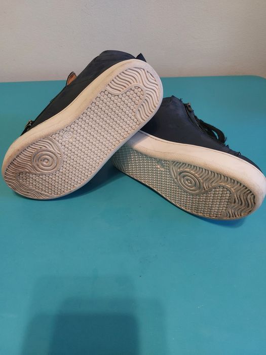 Buty jesienne granatowe