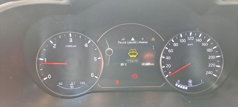 Kia Carens 1.7 CRDi ISG TX