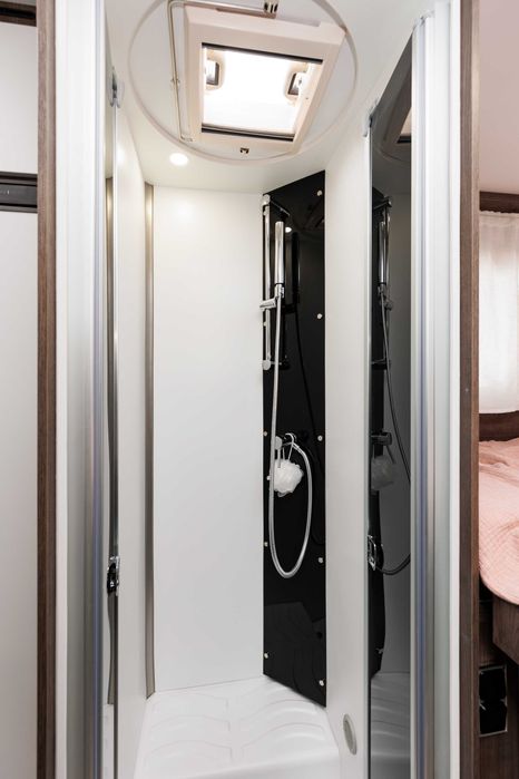 Wynajem Kampera Benimar - Warszawa /4 osób/ Klima / Pełne wyposażenie