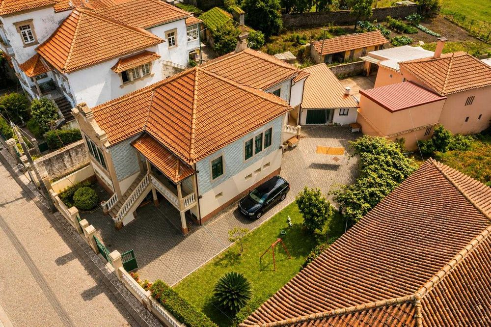 BAIXA DE PREÇO | Moradia de Charme | Albergaria-a-Velha | 1.871 m² | 310.000 €