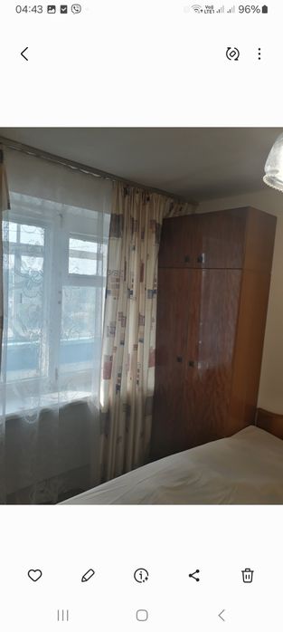 Здаються кімнати в сухій теплій квартирі . Центр міста .