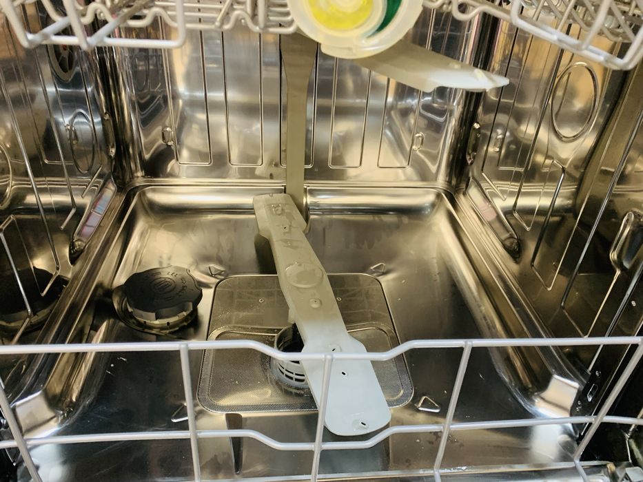 Maquina Lavar Loiça BEKO DFN16420X