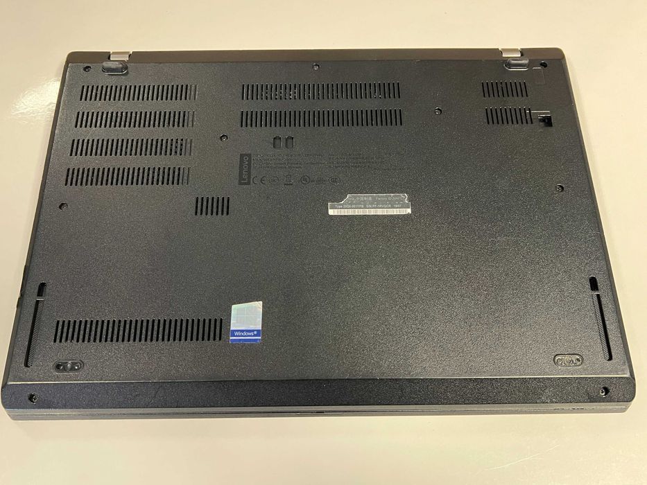 Laptop Lenovo Thinkpad L490 / i5-8265U / 16GB DDR4 / 256GB SSD / 14" Full HD / 33791 / W11P
