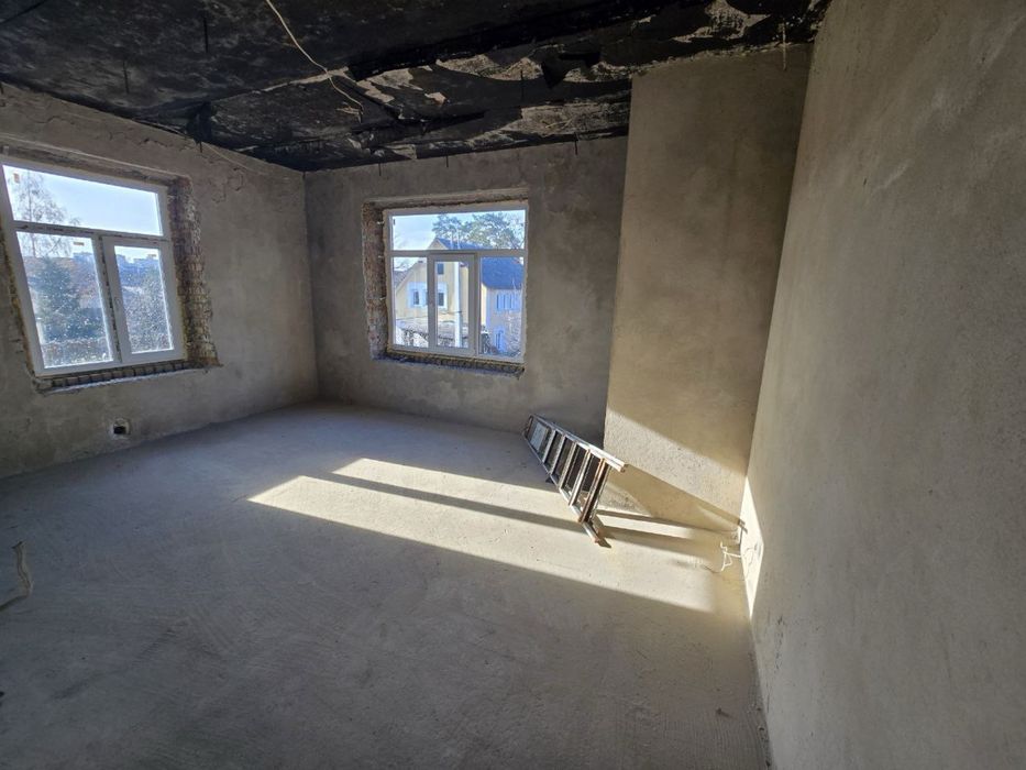 Терміновий продаж! Є відеБез комісіі! 300 м2! Ірпінь! Щкола, сад поруч