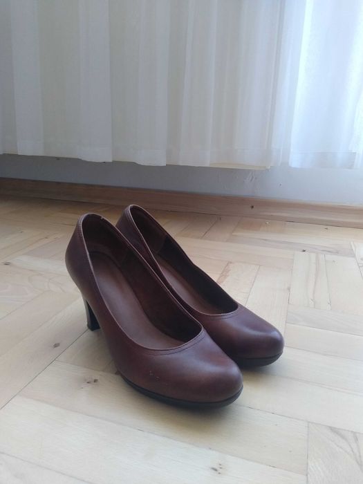 Buty czółenka Tamaris roz. 38