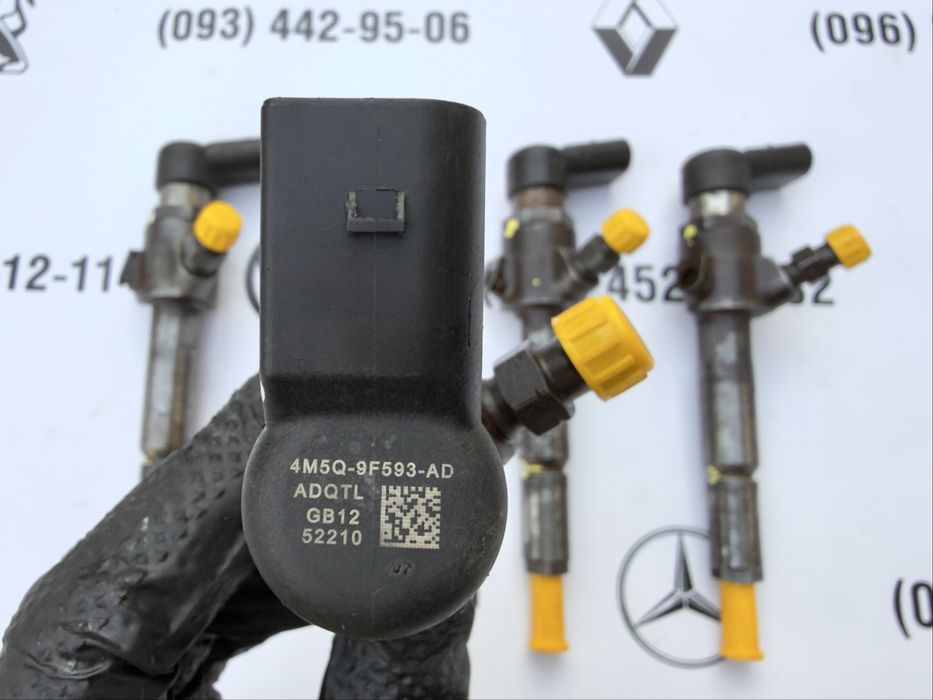 Форсунка 1.8 Форд Коннект Фокус Ford Torneo Focus Connect 4M5Q9F593AD
