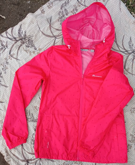 Вітровка  жіноча