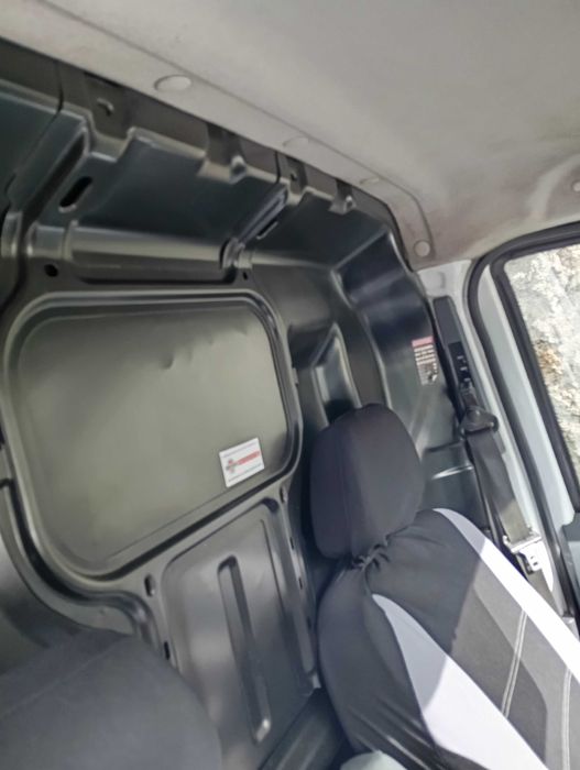 Carrinha de trabalho64872117579779121