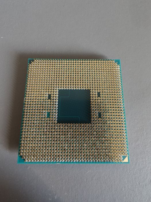 APU Ryzen 3 2200G