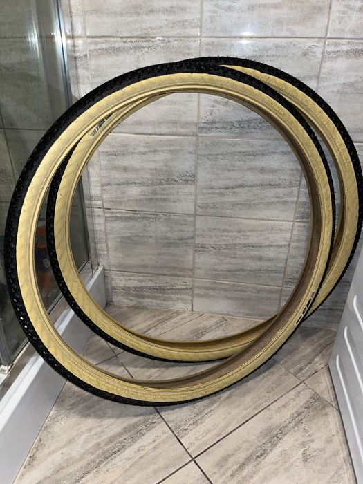 Komplet opon Vee Tire GP 700x40 28x1.60