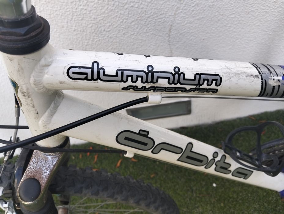 Bicicleta Órbita 24 alumínio, muito leve e toda revista. É só andar e desfrutar