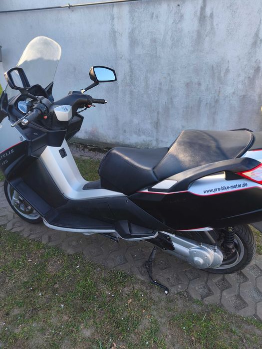 Skuter  Peugeot Satelis 125