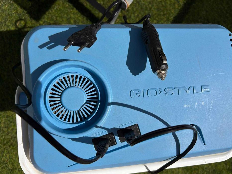 Geleira eléctrica/ Frigerifico Gio’ Style – 21L – 12V/230V