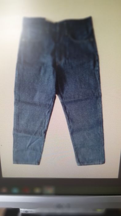 Джинсы женские  Levis
