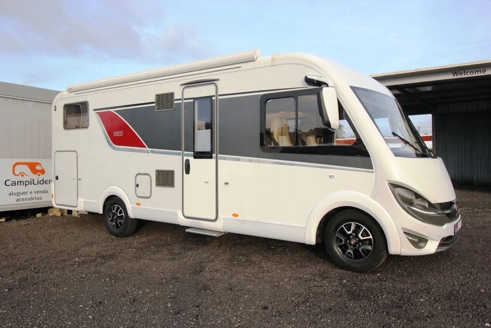 Burstner Ixeo I 728 G *CAMAS GÉMEAS + BASCULANTE*