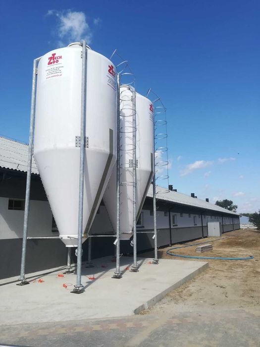 Silos paszowy poliestrowy SIV 8m3; 4,8t zbiornik na paszę z włókna szk