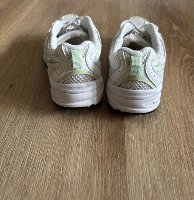 New balance 530