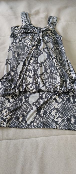 Vestido curto de verão