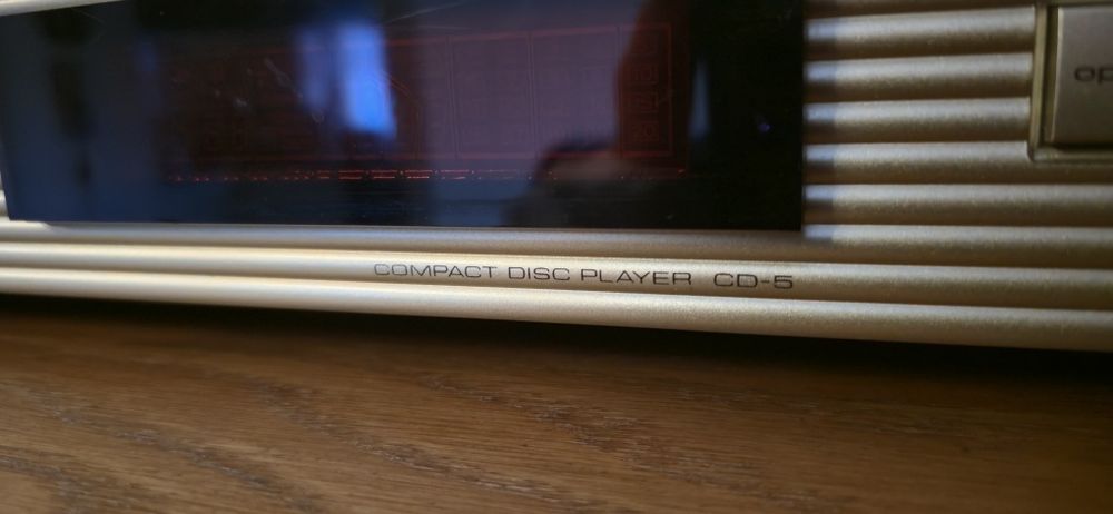 Odtwarzacz CD TEAC CD-5