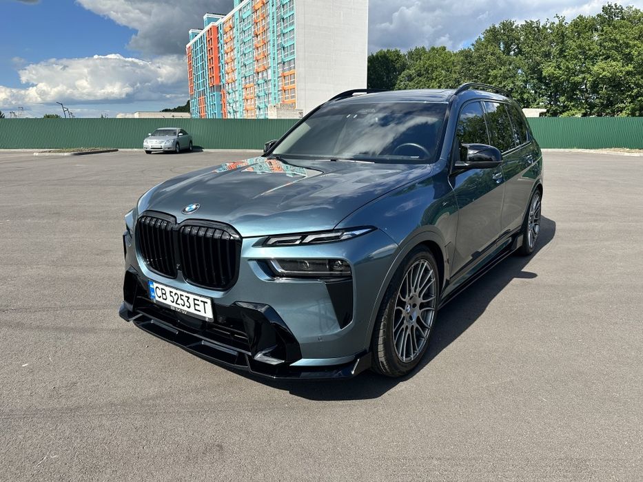 BMW BMW X7 2023 VIN 5UX23EM03R9S26340 фото оголошення 2 з 8