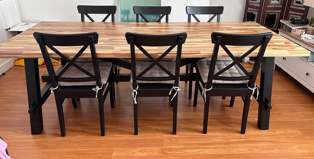 Vendo conjunto mesa SKOSTA e 6 cadeiras ROSENTORP IKEA