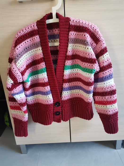 Nowy kardigan, sweter