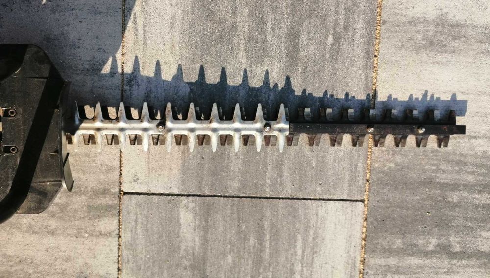 Nożyce Spalinowe Ikra BHT 60