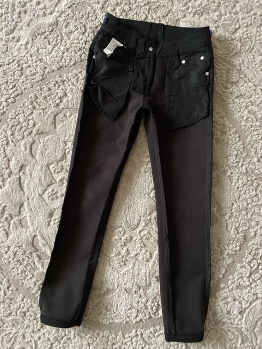 Теплі чорні класичні брюки на флісі для дівчинки 128-158